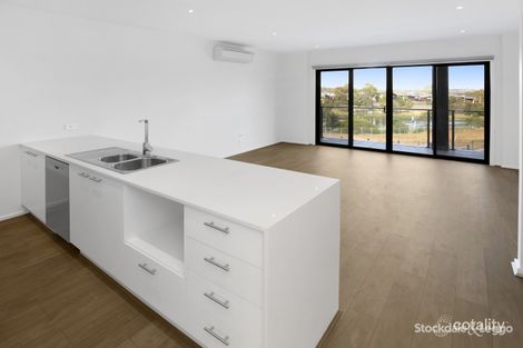 Property photo of 63 Janefield Drive Bundoora VIC 3083