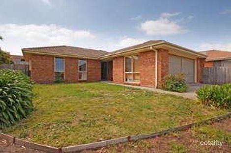 Property photo of 27 Dunn Crescent Langwarrin VIC 3910