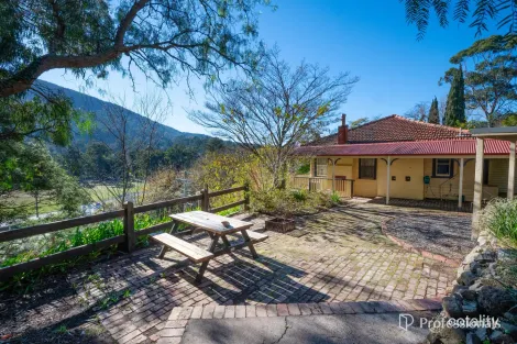 3446 Warburton Hwy, Warburton, VIC 3799
