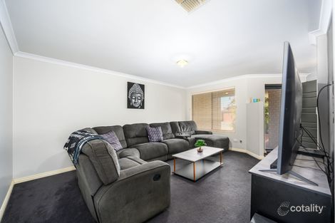 Property photo of 23 Senecio Way Halls Head WA 6210