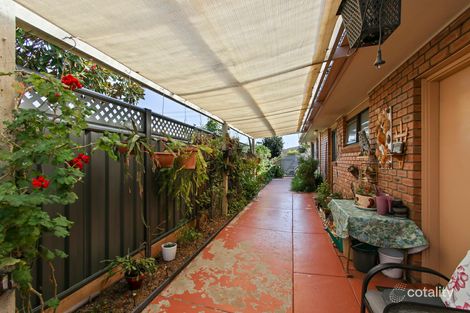 2/28 Queen St, Paynesville, VIC 3880