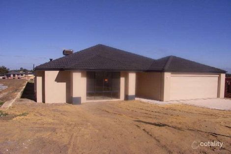 6 Susan Rd, Madeley, WA 6065