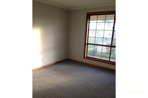 Property photo of 8 Maguire Crescent Burton SA 5110
