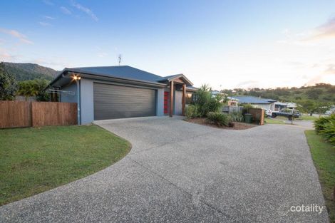 Property photo of 8 Flinders Court Cannonvale QLD 4802