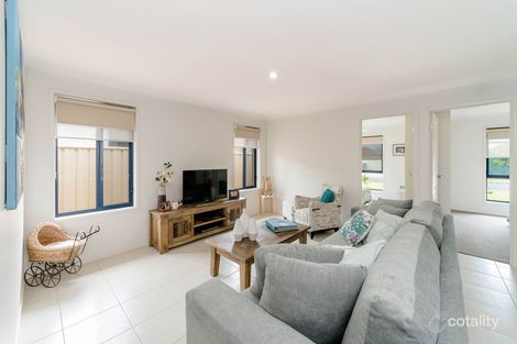 Property photo of 15 William Avenue Yamba NSW 2464
