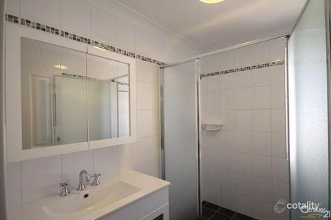 Property photo of 6 Narooma Street Armadale WA 6112