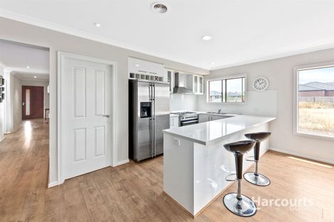 Property photo of 11 Clement Way Melton South VIC 3338