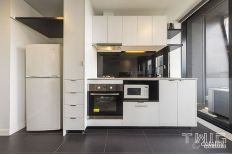 Property photo of 2104/7 Katherine Place Melbourne VIC 3000