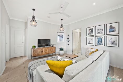 Property photo of 40 Lakeland Court Loganholme QLD 4129