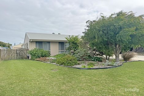 2 Mcginn Pl, Castletown, WA 6450