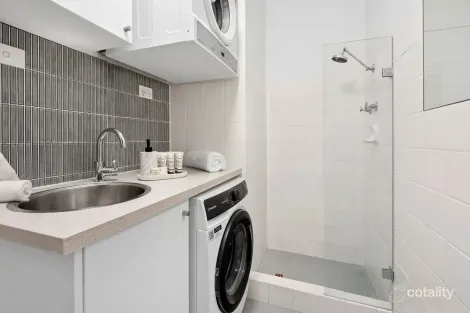 Property photo of 18/16 Moore Road Freshwater NSW 2096