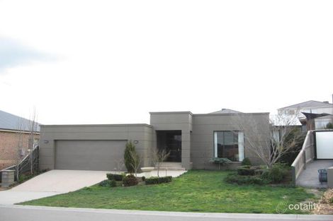 5 Leichhardt Way, Berwick, VIC 3806