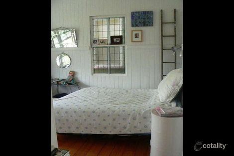 Property photo of 13 Park Road West Dutton Park QLD 4102