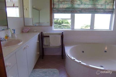 Property photo of 29 Lambs Crescent Vincentia NSW 2540