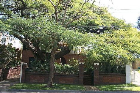 6 Charlton St, Hamilton, QLD 4007