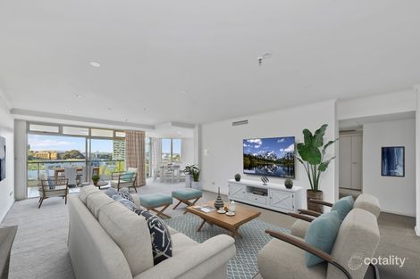 706/63 Crown St, Woolloomooloo, NSW 2011