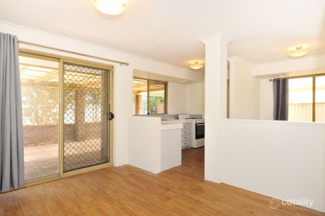 Property photo of 11 Moore Court Cooloongup WA 6168