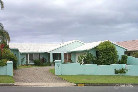 Property photo of 3 Chartwell Drive Benowa QLD 4217