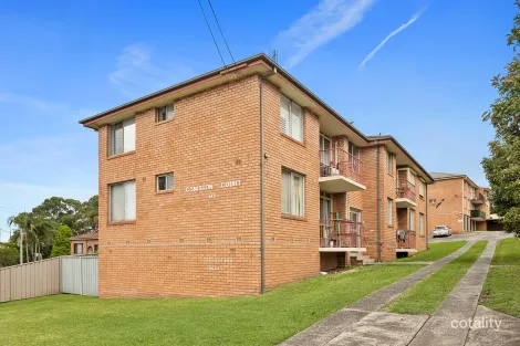 4/142 Gladstone Ave, Coniston, NSW 2500