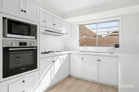 Property photo of 2/52 Clarence Street Geelong West VIC 3218