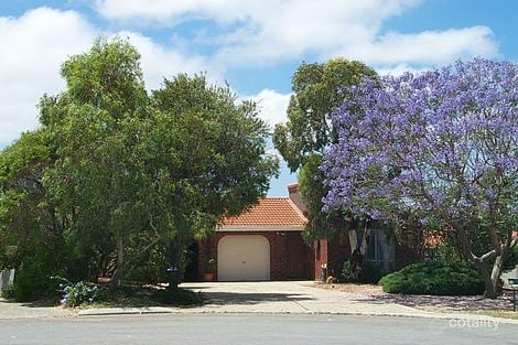 Property photo of 21 Lowen Place Stirling WA 6021
