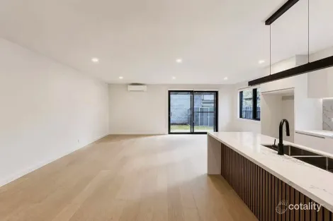 1/27 Alfred Gr, Oakleigh East, VIC 3166