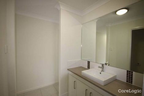 Property photo of 19 Greentrees Terrace Springfield Lakes QLD 4300