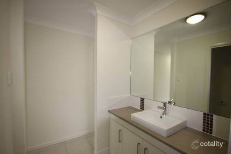 Property photo of 19 Greentrees Terrace Springfield Lakes QLD 4300