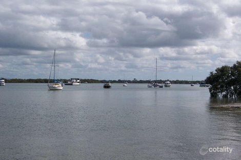 Property photo of 12 Saint-Smith Road Beachmere QLD 4510