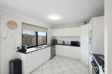 Property photo of 27/12 Greendale Way Carindale QLD 4152