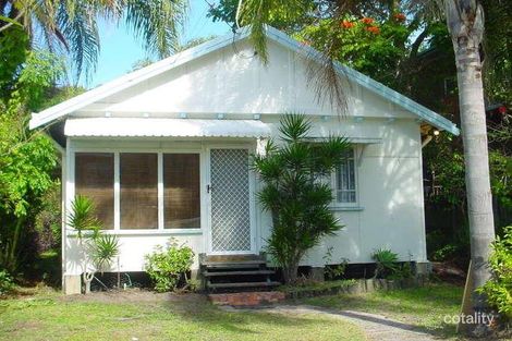 8 Hunter Ave, Labrador, QLD 4215