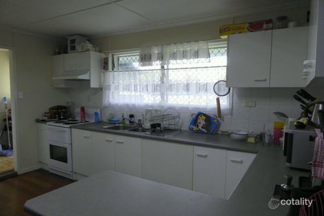 Property photo of 18 Beach Street Kippa-Ring QLD 4021