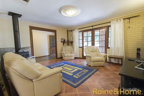 Property photo of 6 Royal Parade Dubbo NSW 2830