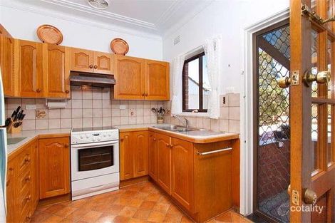 Property photo of 33 Owen Street Bulli NSW 2516