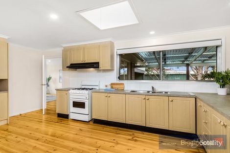 Property photo of 3 Parramatta Road Werribee VIC 3030