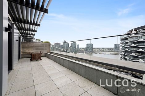 Property photo of 1702/15 Doepel Way Docklands VIC 3008