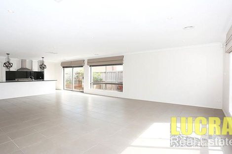 Property photo of 28 Sissinghurst Parade Mernda VIC 3754