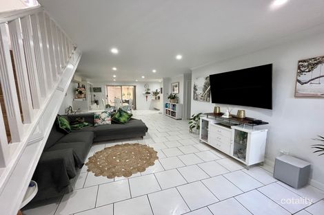 Property photo of 1/1-5 Eccles Place Prairiewood NSW 2176