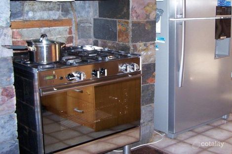 Property photo of 8 Holden Street Camperdown VIC 3260