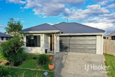 Property photo of 33 Bassett Lane Rosewood QLD 4340