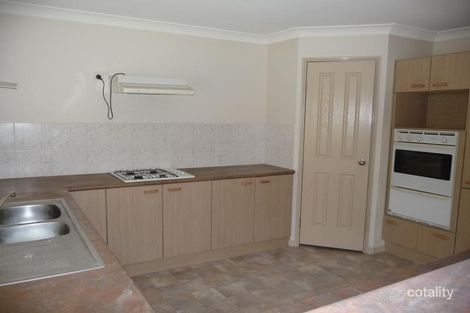 Property photo of 81 Lakeside Crescent Forest Lake QLD 4078