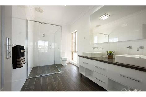 Property photo of 37 Knightley Circuit Freeling SA 5372