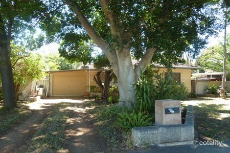 28 Wicklow St, Thornlie, WA 6108