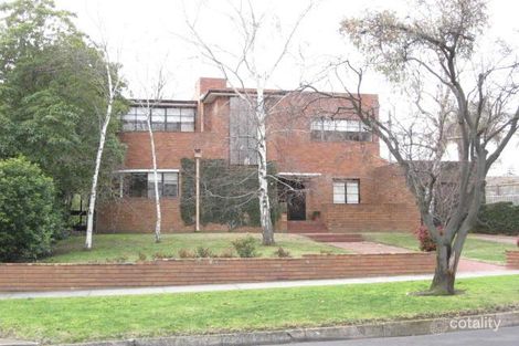 Property photo of 2 Riverview Road Essendon VIC 3040