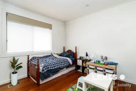 Property photo of 44 Vincent Street Oak Park VIC 3046