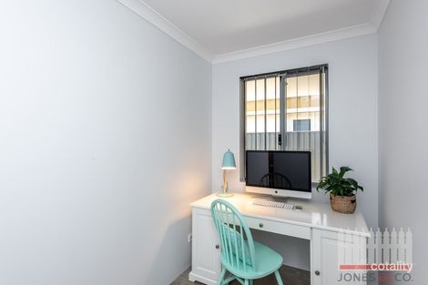 Property photo of 7 Greenfield Crescent Caversham WA 6055