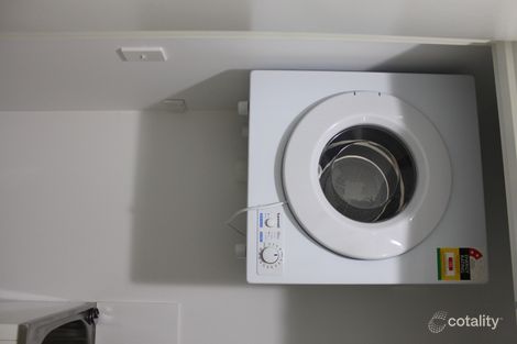 80/56 Lakeside Pde, Jordan Springs, NSW 2747