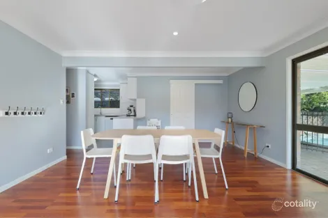 Property photo of 7 Astaire Place McDowall QLD 4053