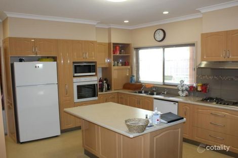 Property photo of 2/140 Market Street Sale VIC 3850