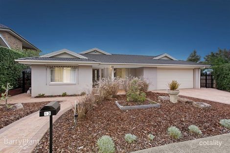 Property photo of 13 Streeton Way Berwick VIC 3806